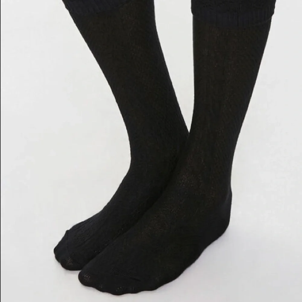 Cable Knit Knee Socks